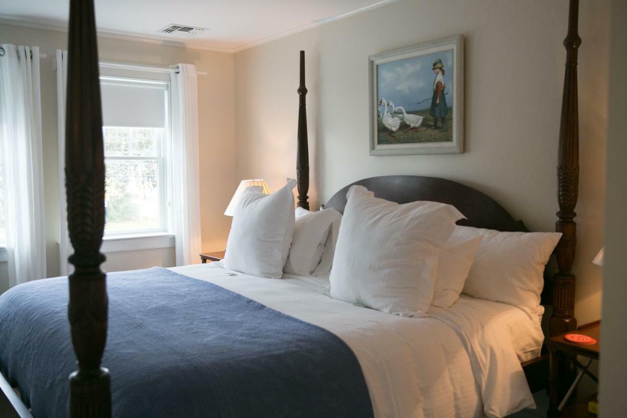 Bridgehampton Inn Bagian luar foto